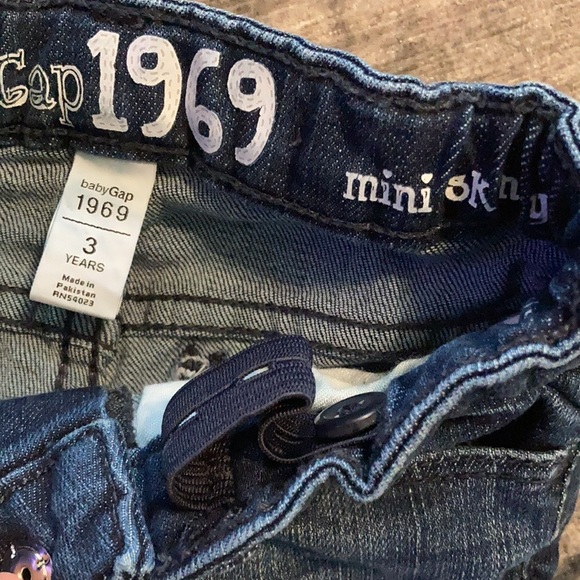 Gap sweater and jeans size 3 outfit - Picture 9 of 11